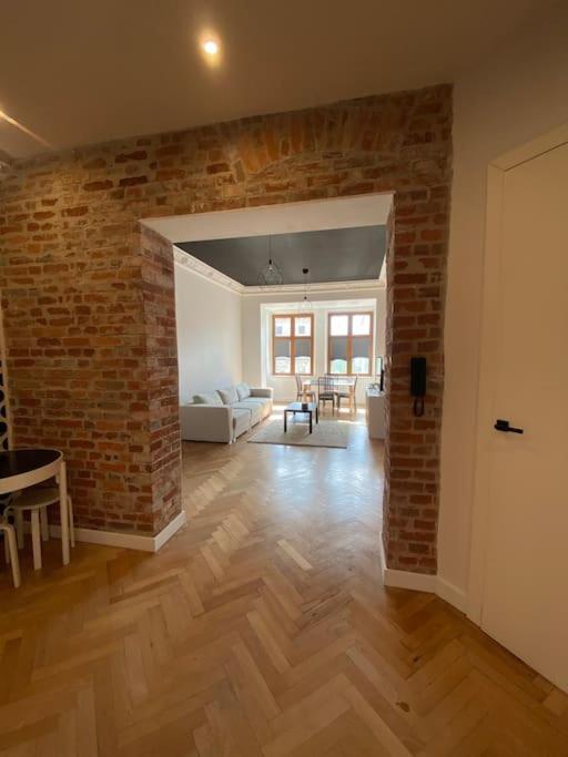 Wyjatkowy Apartament Blisko Rynku Apartment Wroclaw Ngoại thất bức ảnh